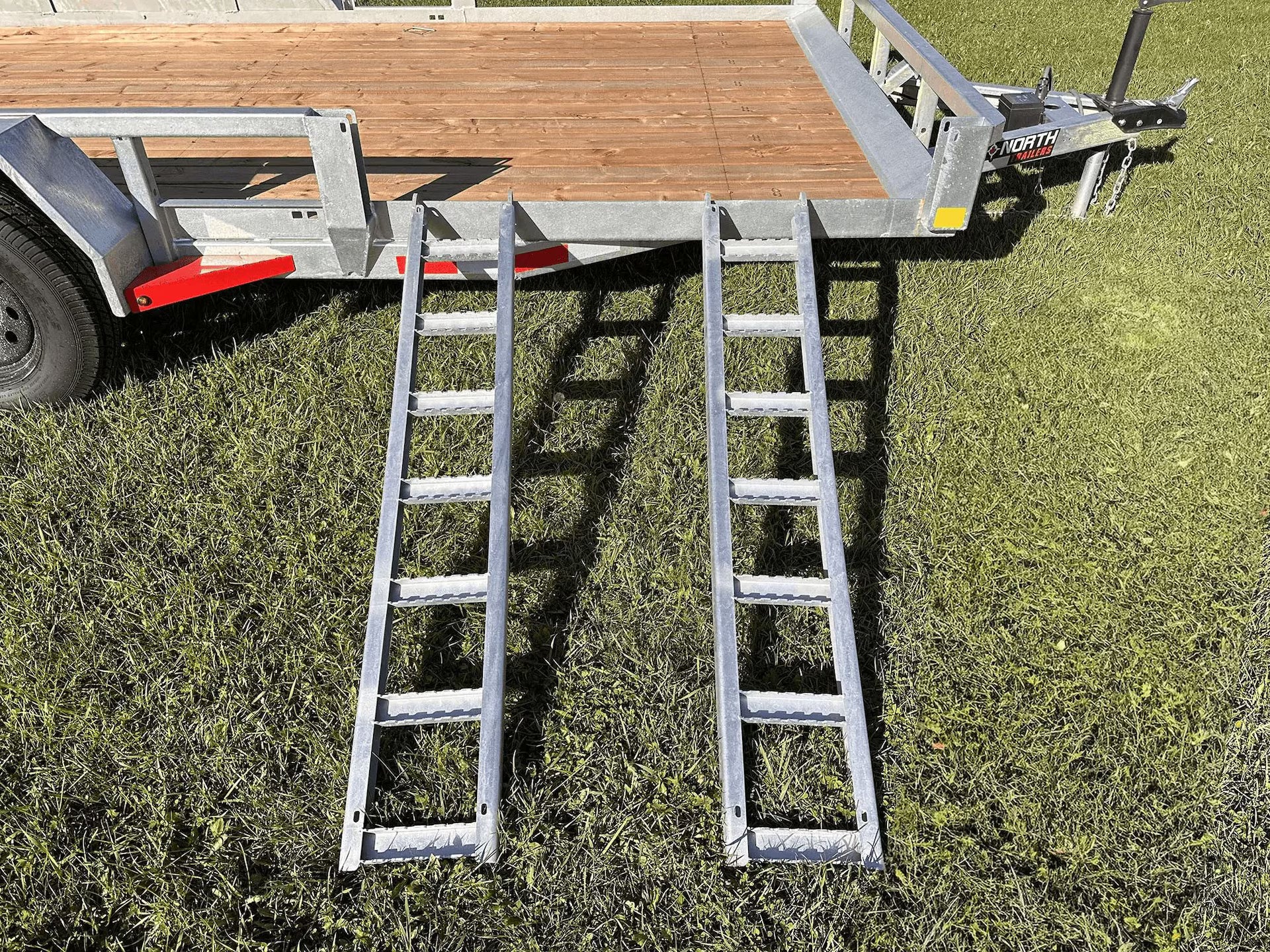 Remorque utilitaire tandem galvanisée True North 83 po x 16 pi